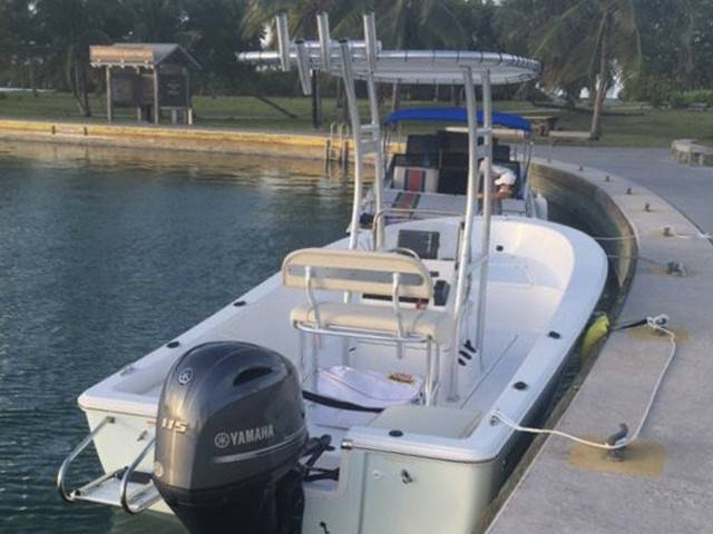 2017 Sportsman Island Reef 19' with a SG300 boat t-top, photo 3 of 4