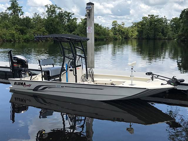 2018 Alumacraft 2072 with a SG900 boat t-top, photo 1 of 3