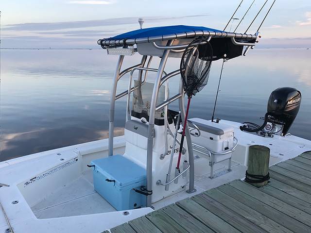 2018 Mako LTS 21' with a SG900 boat t-top, photo 1 of 5