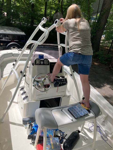 2022 Nautic Star 191 Hybrid with a SG600 boat t-top, photo 1 of 7