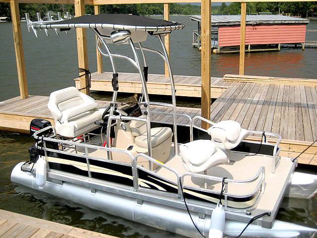 Godfrey Sea Ryder Pontoon / Custom with a SG600 boat t-top, photo 3 of 9