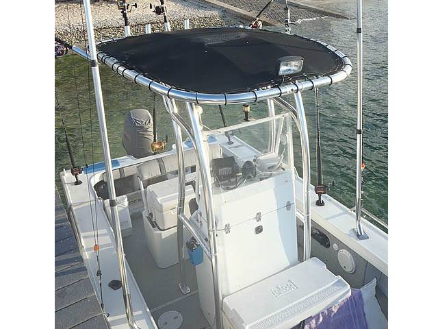 Quintrex 18 C/C with a SG600 boat t-top, photo 3 of 6