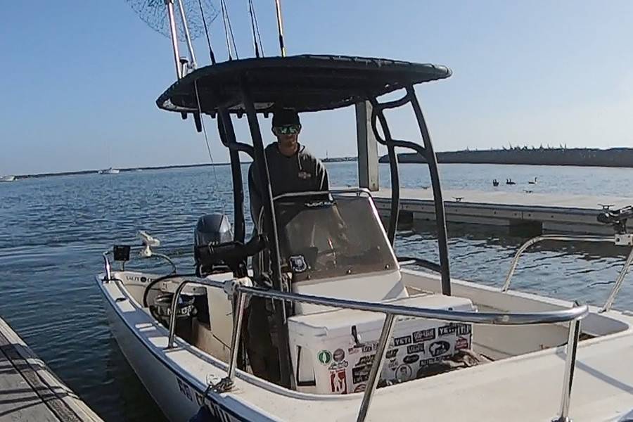 15.5' Livingston with a SG600 boat t-top, photo 2 of 4