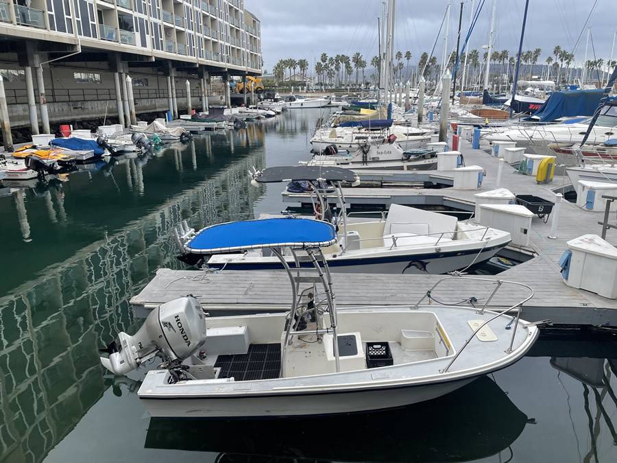 1978 Mako 17' with a SG300 boat t-top, photo 2 of 3
