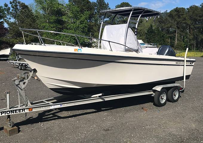 1984 Grady-White 206 Fisherman with a SG300 boat t-top, photo 1 of 4
