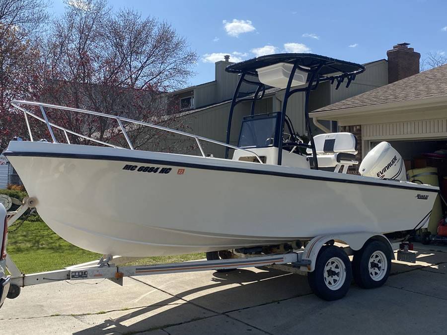 1986 Mako 20' with a SG600 boat t-top, photo 1 of 2