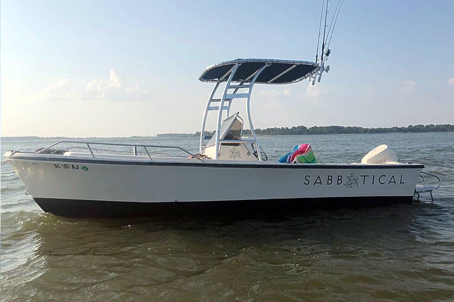 1990 Pro-Line with a SG300 boat t-top, photo 1 of 6