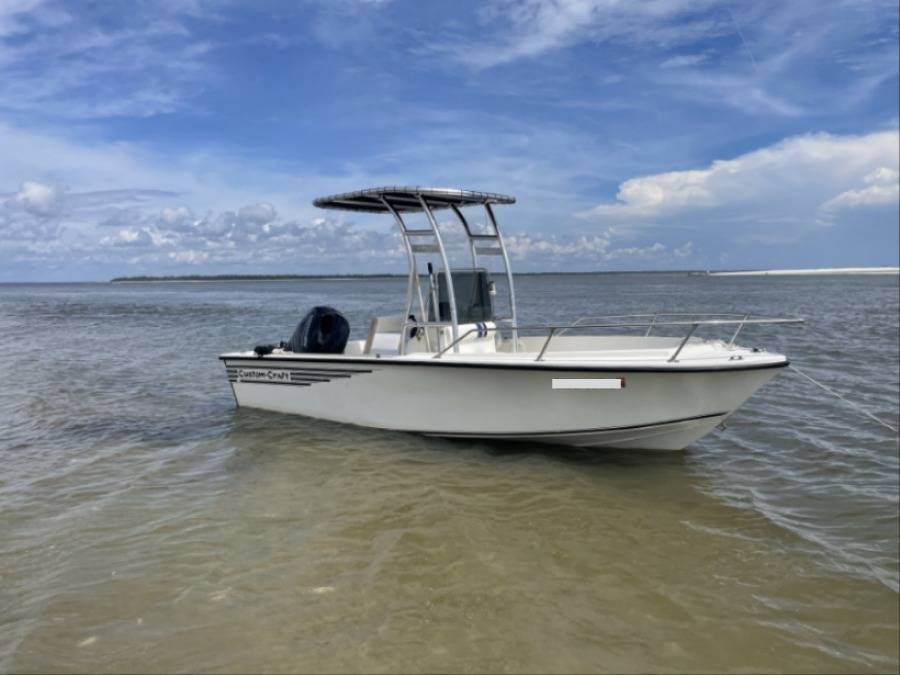 1991 Custom Craft (Custom Marine) 1900CC with a SG300 boat t-top, photo 3 of 3
