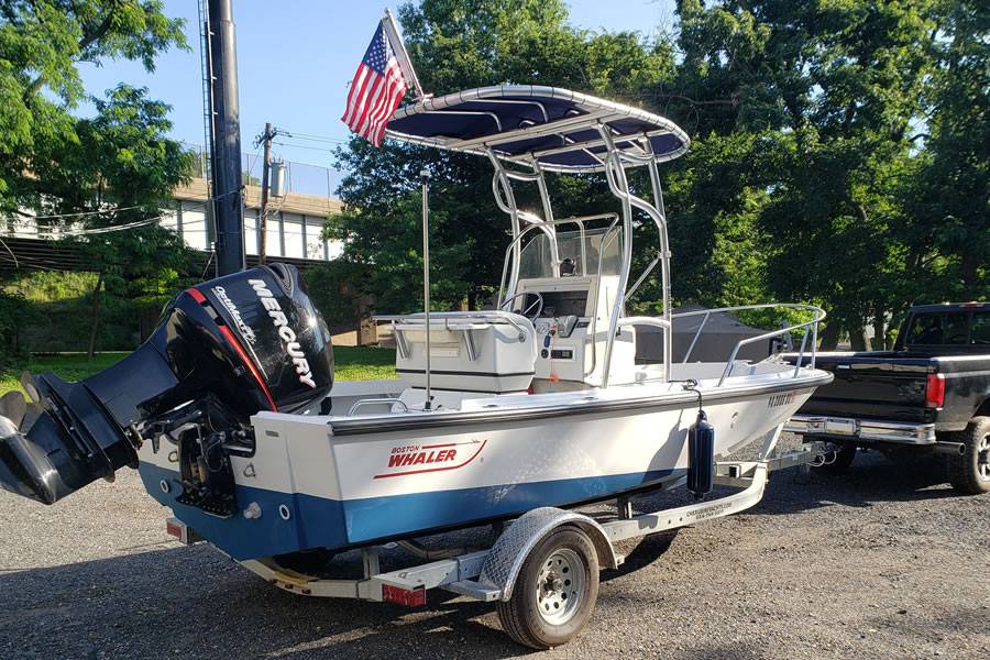 1994 Boston Whaler Outrage 19 with a SG600 boat t-top, photo 3 of 4