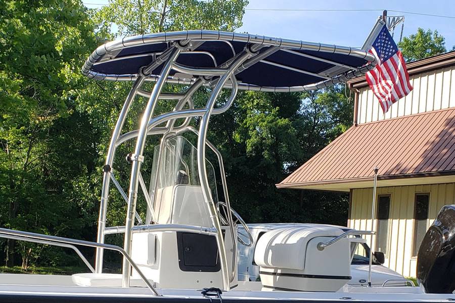 1994 Boston Whaler Outrage 19 with a SG600 boat t-top, photo 2 of 4