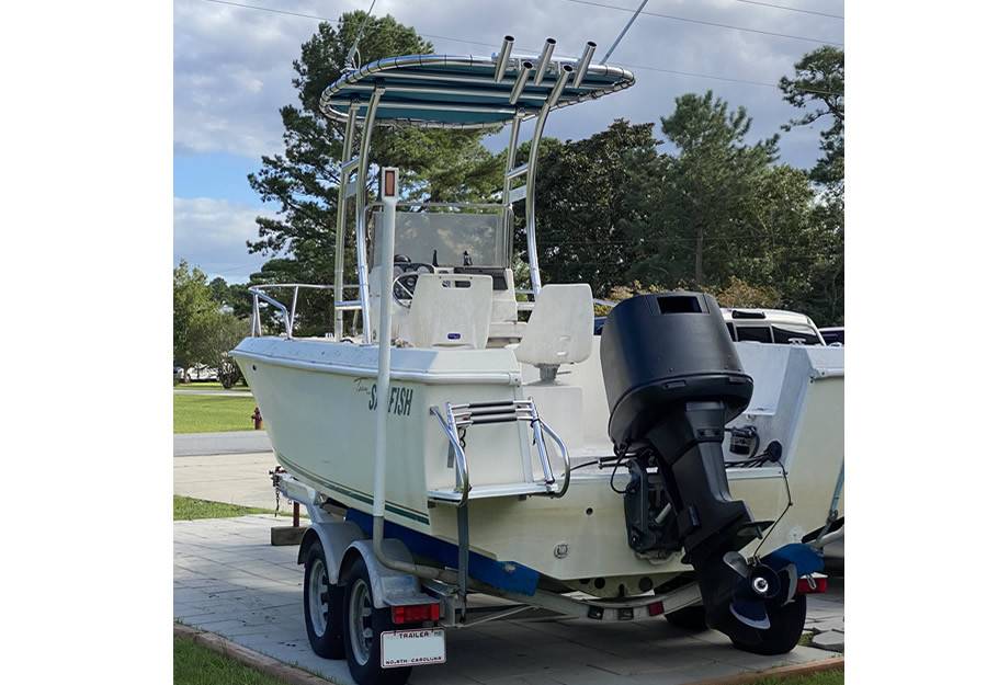 1996 Sailfish 196 with a SG300 boat t-top, photo 1 of 3