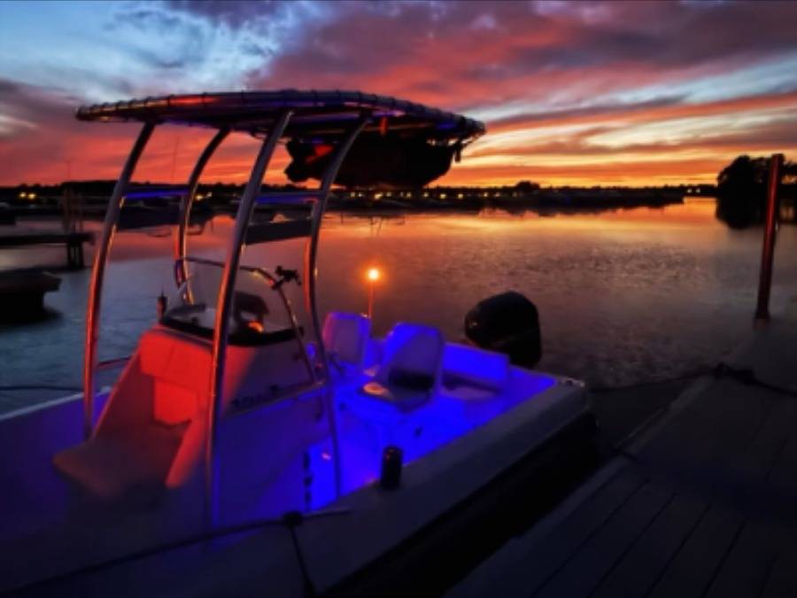1996 Wellcraft 195ccf with a SG300 boat t-top, photo 3 of 6