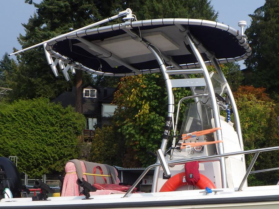 1997 Boston Whaler 17 Outrage II with a SG300 boat t-top, photo 3 of 3