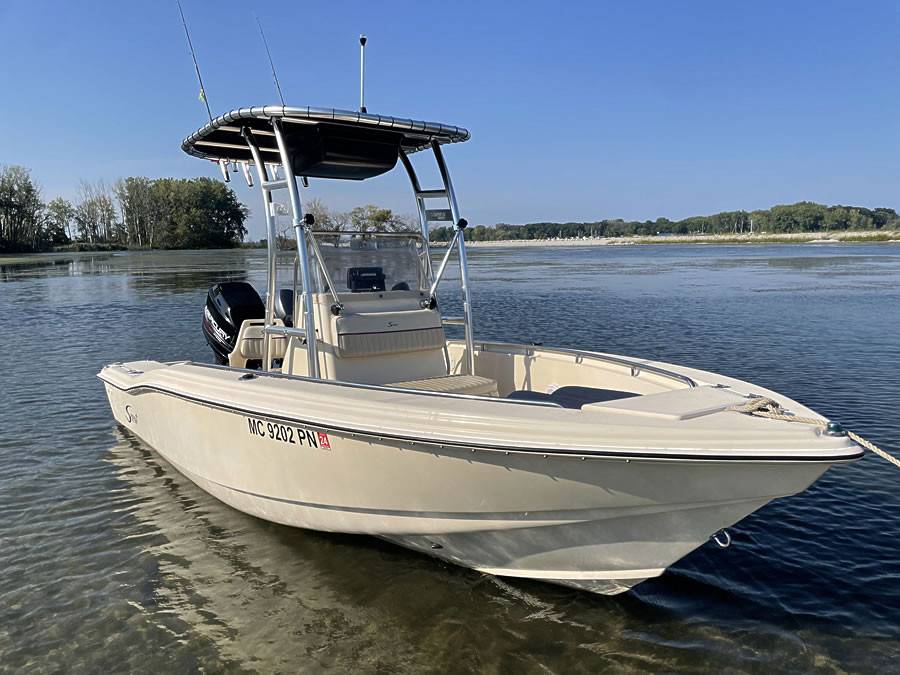 1997 Scout 185 Sportfish with a SG300 boat t-top, photo 3 of 6