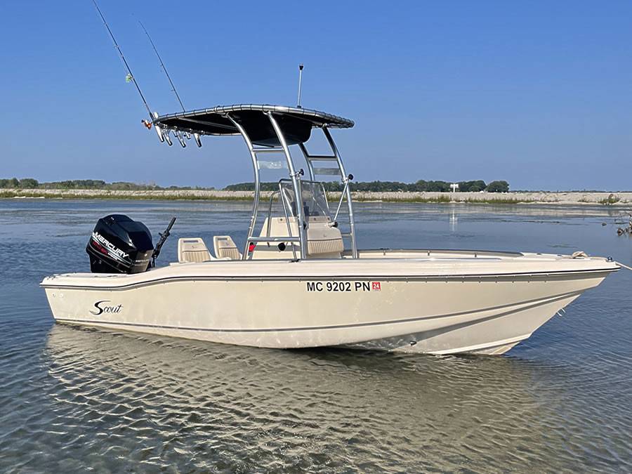1997 Scout 185 Sportfish with a SG300 boat t-top, photo 2 of 6
