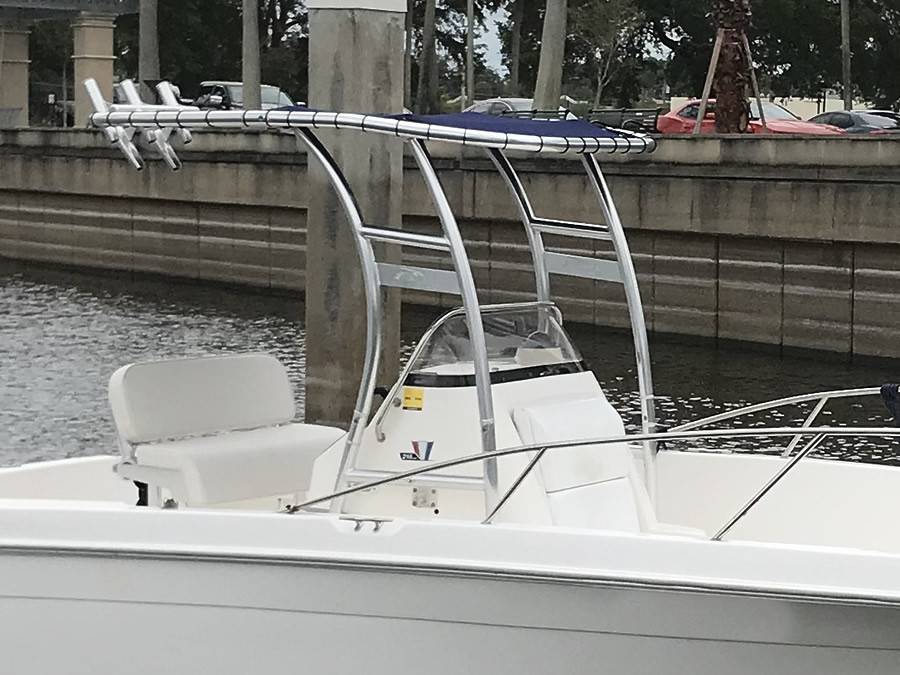 1997 Wellcraft 22' with a SG300 boat t-top, photo 3 of 4