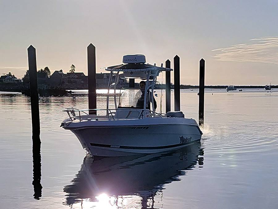 2000 Wellcraft Fisherman 216 with a SG600 boat t-top, photo 1 of 6