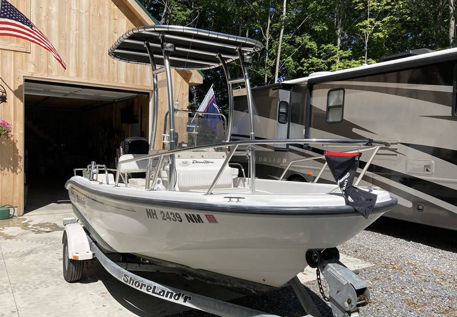2001 Boston Whaler 16’ Dauntless with a SG300 boat t-top, photo 3 of 4