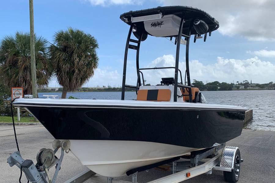2001 EdgeWater 18 with a SG300 boat t-top, photo 3 of 4