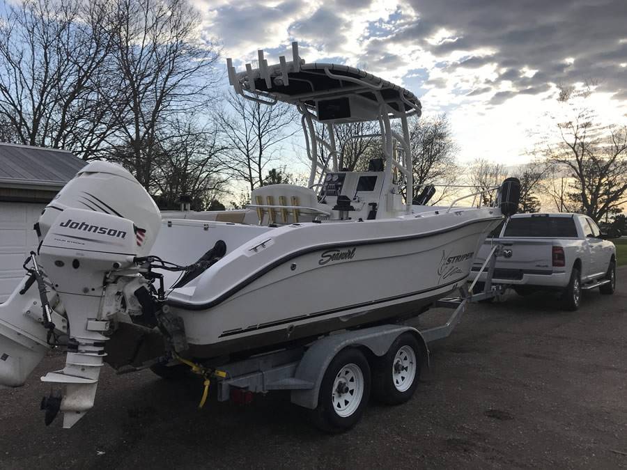 2004 Striper 2301 by Seaswirl with a SG900 boat t-top, photo 3 of 6
