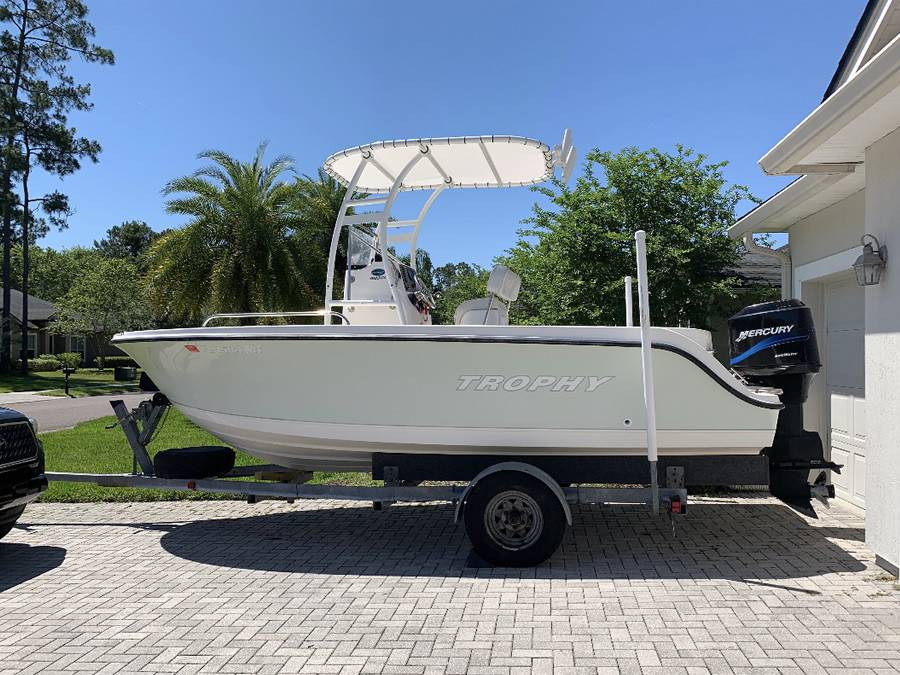 2004 Trophy 1903cc with a SG300 boat t-top, photo 1 of 3