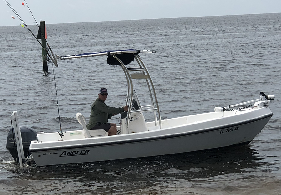 2006 Angler 173 with a SG300 boat t-top, photo 3 of 3
