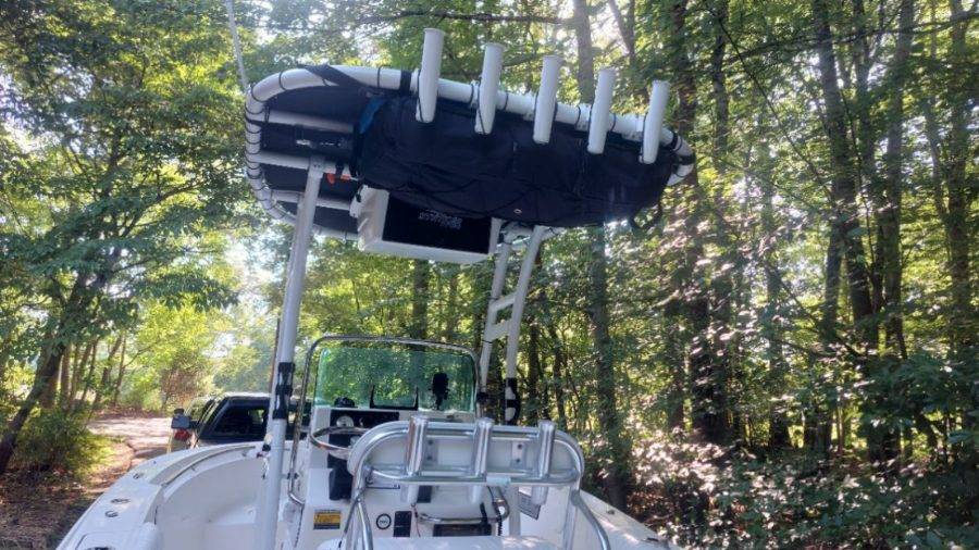 2006 Pioneer 197 Sportfish with a SG300 boat t-top, photo 3 of 3