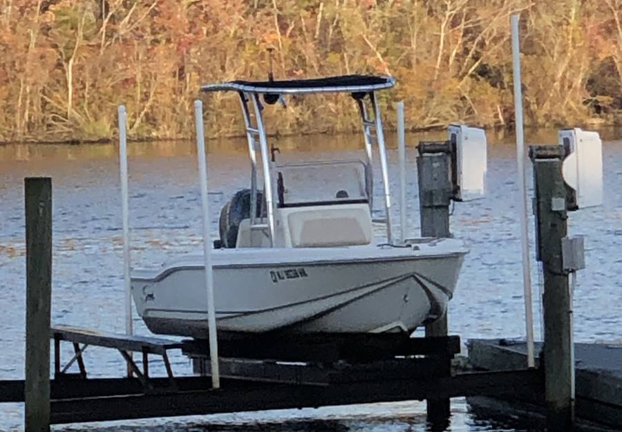 2006 Scout 185 CC with a SG300 boat t-top, photo 2 of 3