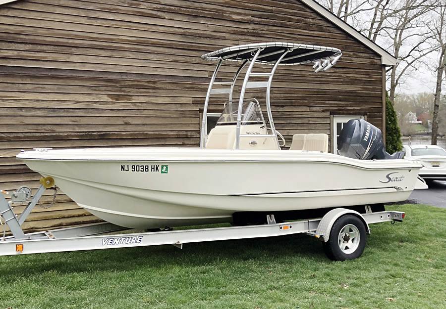 2006 Scout 185 CC with a SG300 boat t-top, photo 1 of 3