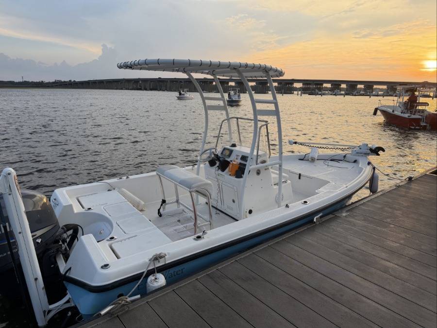 2012 Edgewater 190is with a SG300 boat t-top, photo 2 of 3