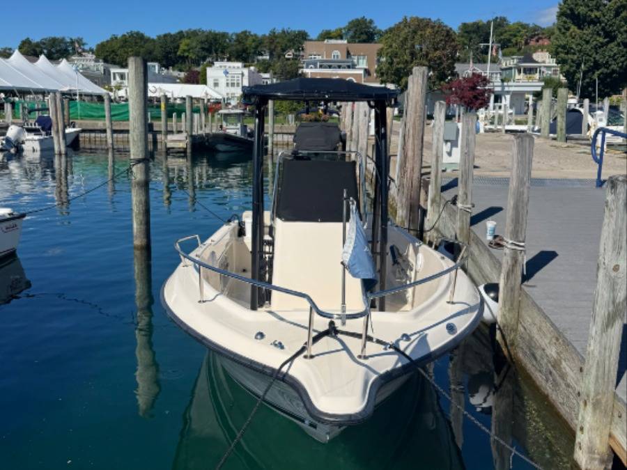 2013 Pursuit C200 with a SG900 boat t-top, photo 3 of 8