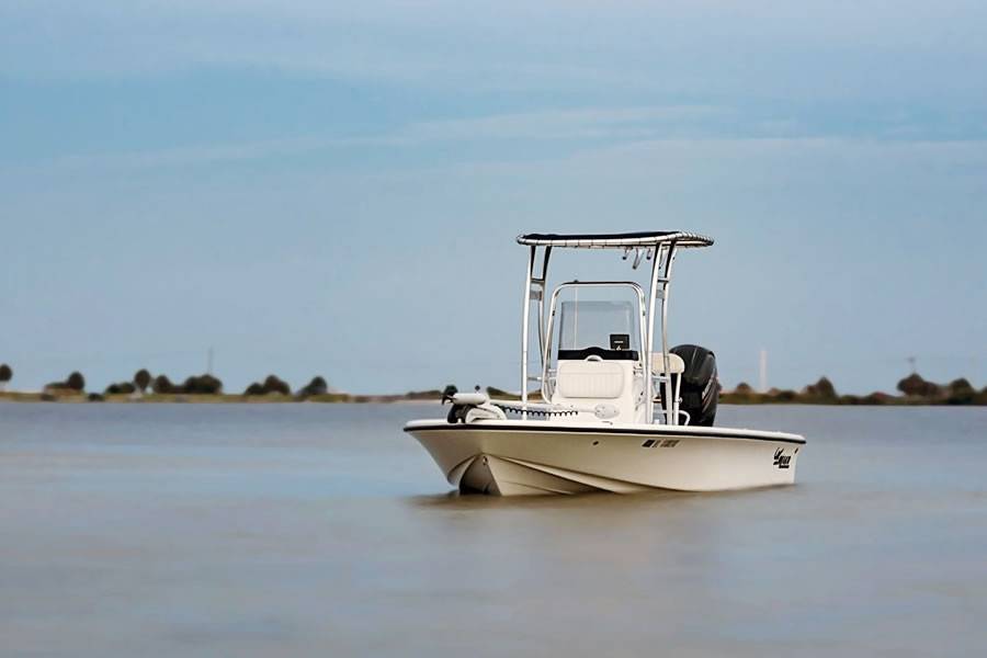 2014 Mako 2014 with a SG300 boat t-top, photo 2 of 3