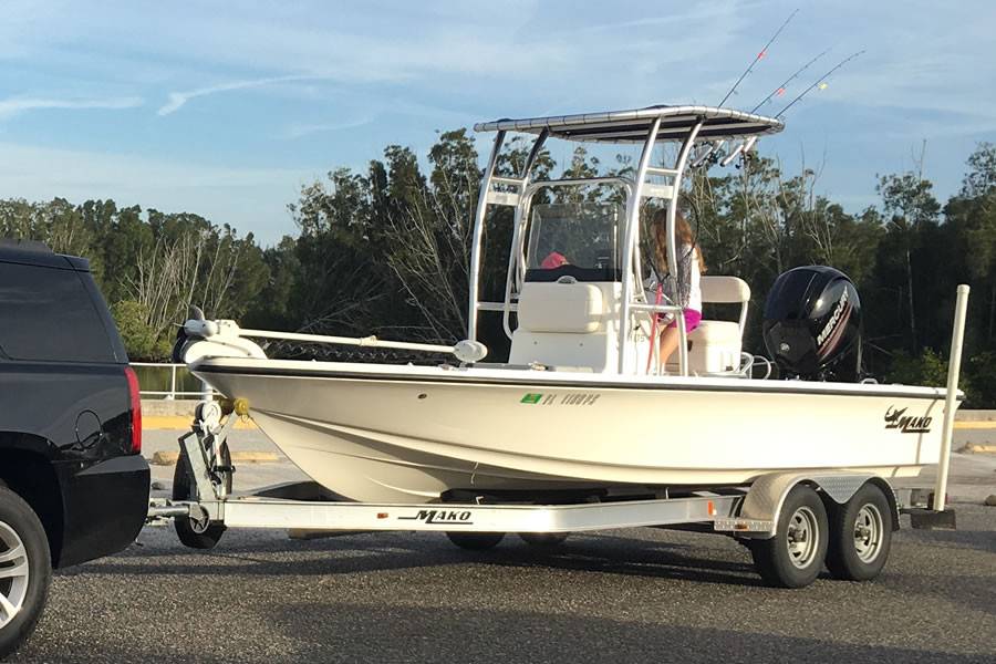 2014 Mako 2014 with a SG300 boat t-top, photo 1 of 3