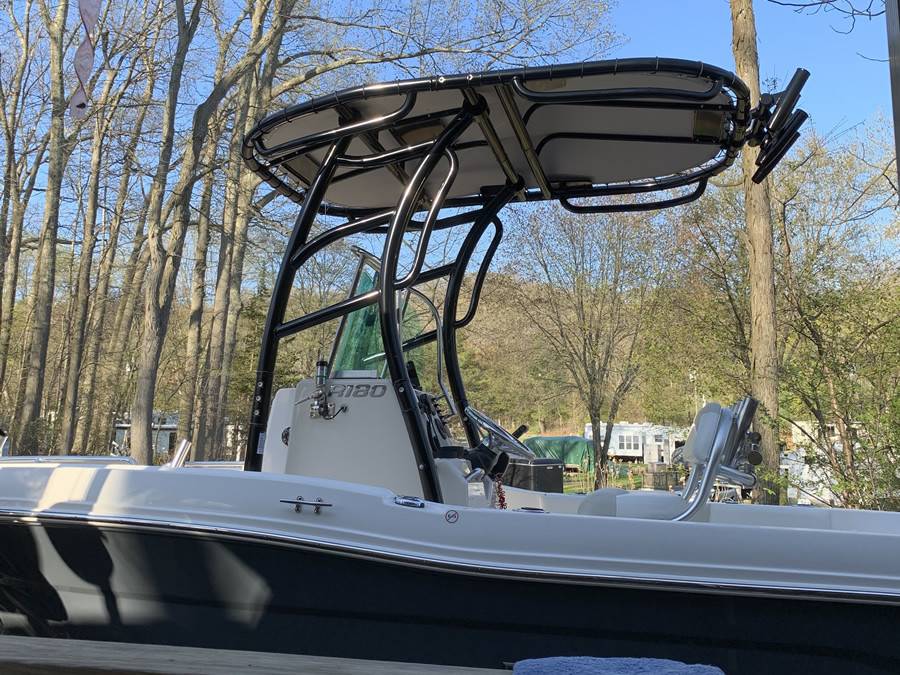 2014 Robalo R180 with a SG900 boat t-top, photo 2 of 3