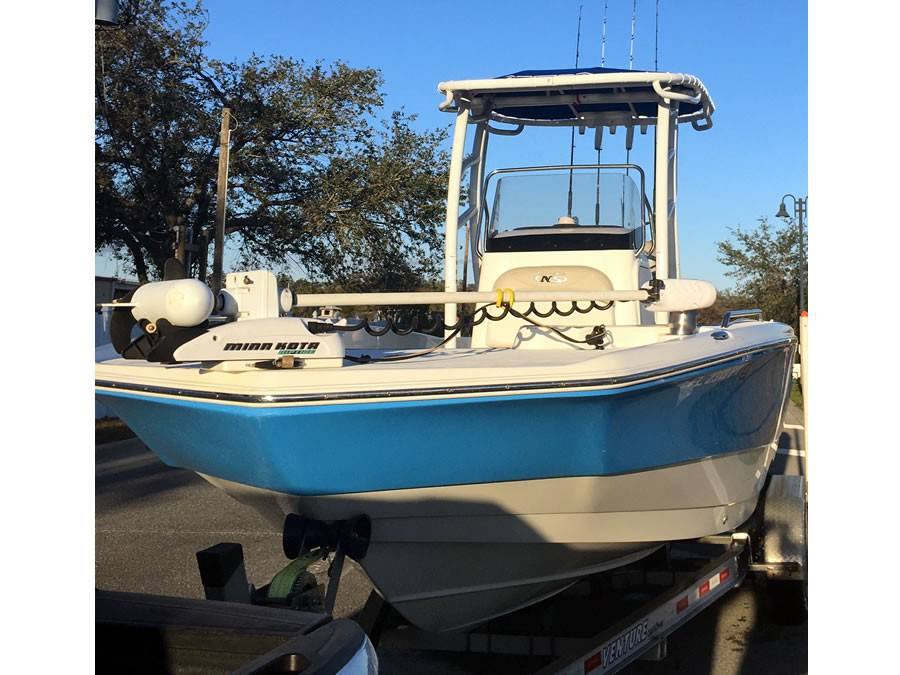 2015 NauticStar 231 Angler with a SG900 boat t-top, photo 3 of 3