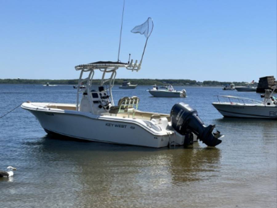 2016 Key West 239 FS with a SG900 boat t-top, photo 2 of 6