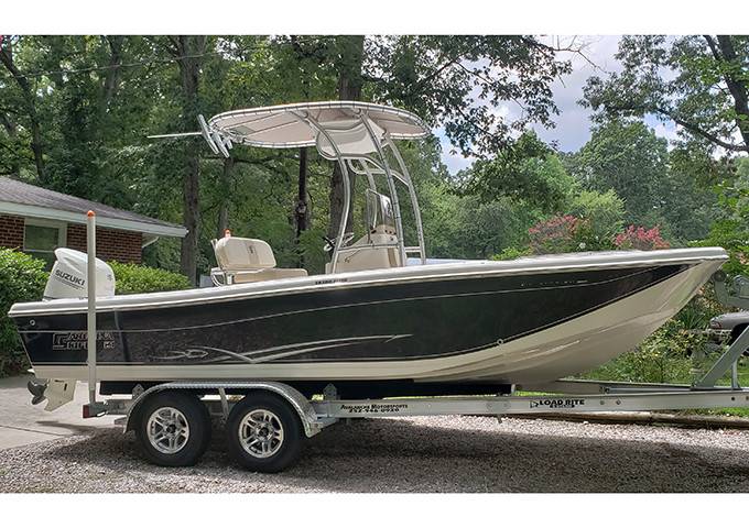 2017 Carolina Skiff Ultra 21' with a SG600 boat t-top, photo 1 of 4