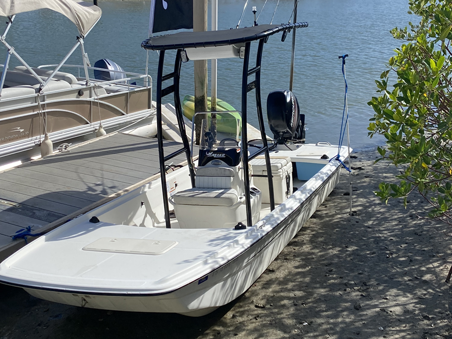 2017 Mako Pro Skiff 17 with a SG300 boat t-top, photo 2 of 5