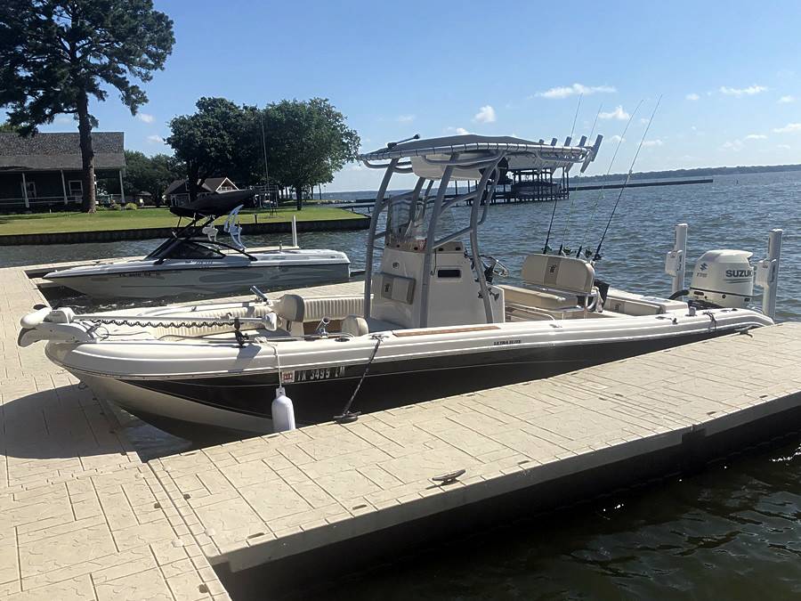 2018 Carolina Skiff 23 Ultra Elite with a SG900 boat t-top, photo 2 of 5