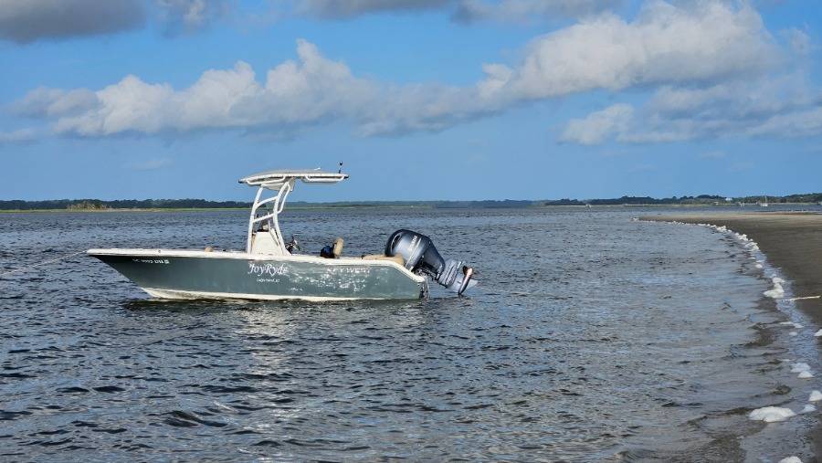 2018 Key West 203FS with a SG900 boat t-top, photo 3 of 4