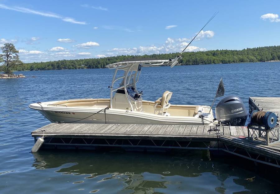 2018 Scout 215 XSF with a SG900 boat t-top, photo 1 of 5
