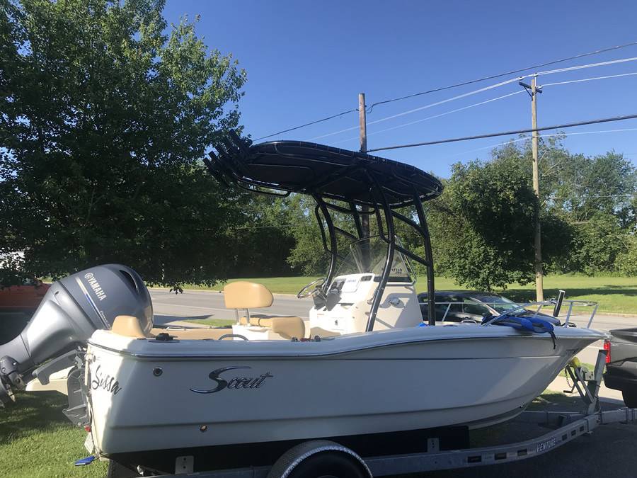 2018 Scout Sportfish 195 with a SG900 boat t-top, photo 2 of 6