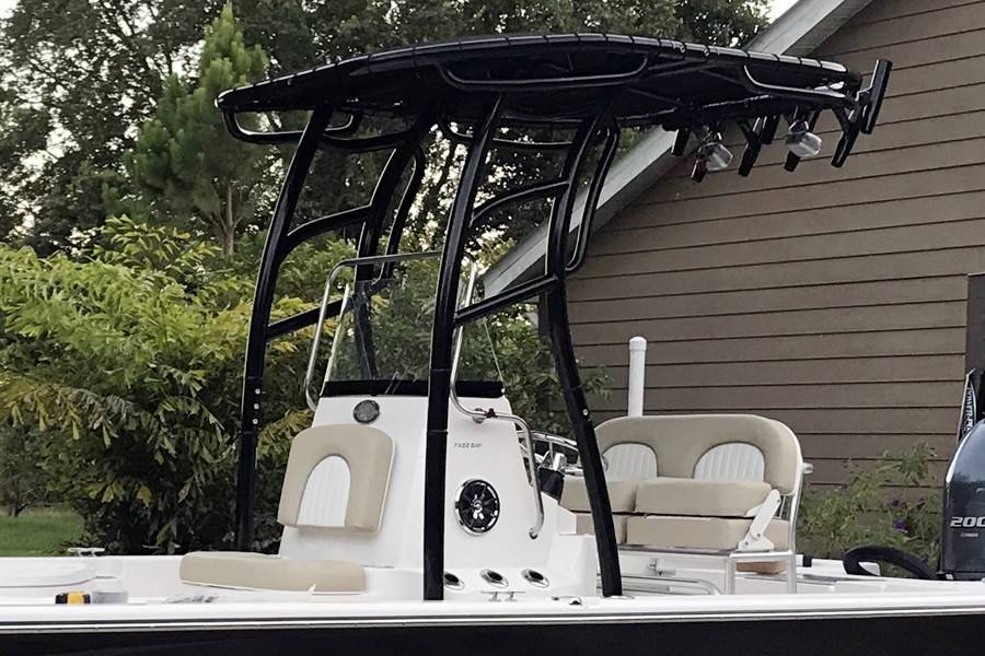 2018 Sea Born FX22 with a SG900 boat t-top, photo 2 of 6