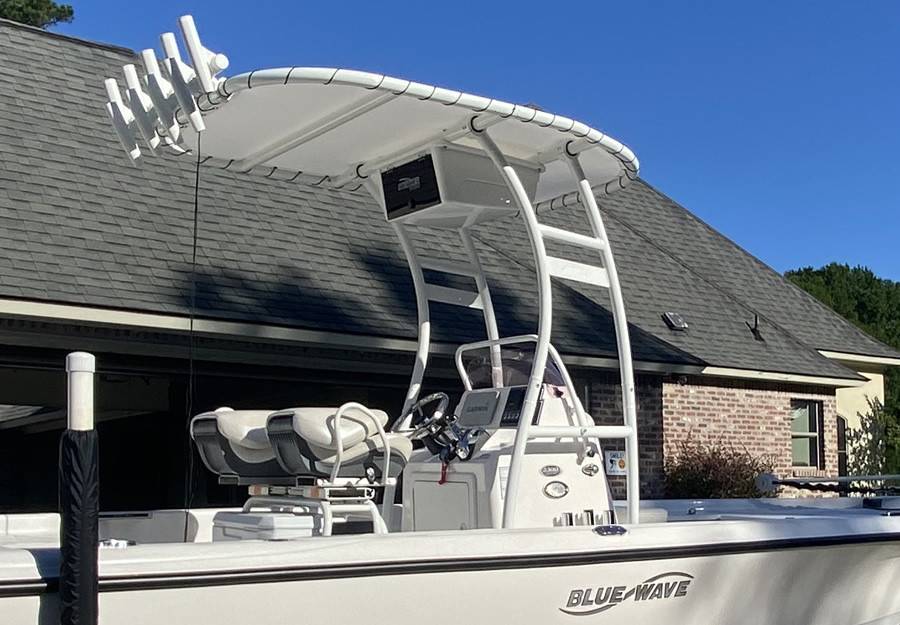2019 Blue Wave 2300 with a SG300 boat t-top, photo 3 of 6