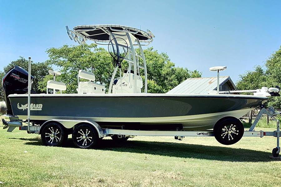 2019 Mako 21 LTS with a SG900 boat t-top, photo 1 of 6