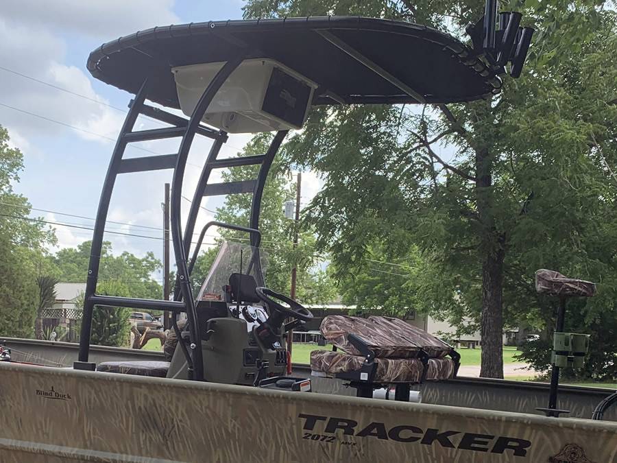 2019 Tracker Grizzly 2072CC with a SG300 boat t-top, photo 2 of 7