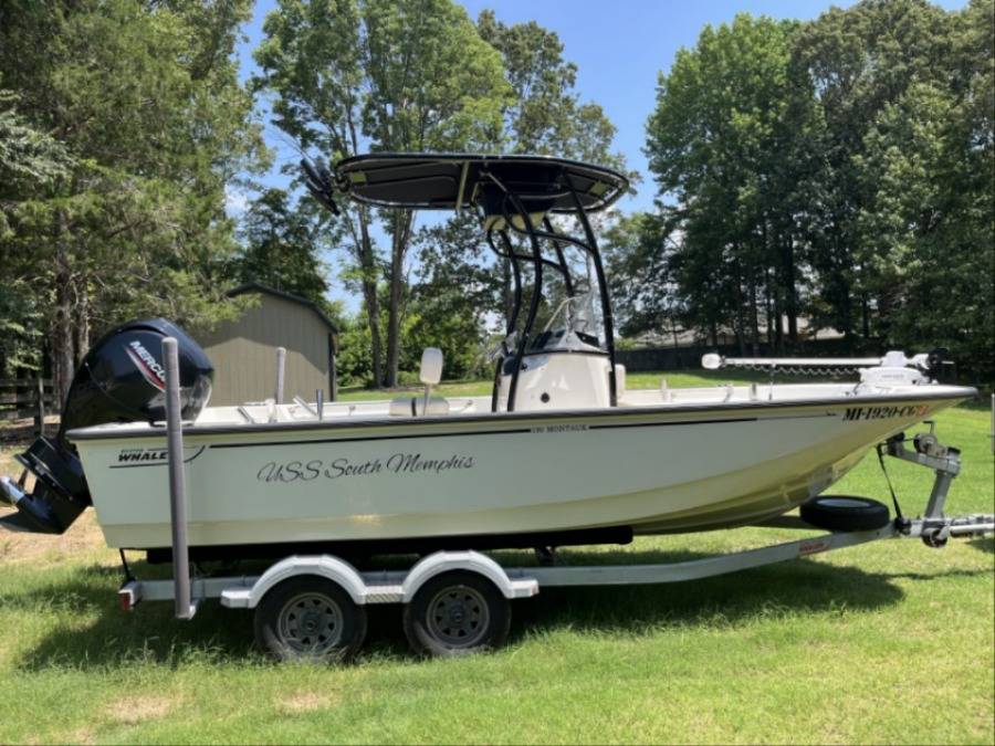 2020 Boston Whaler 190 Montauk with a SG600 boat t-top, photo 1 of 3