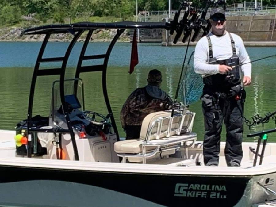 2020 Carolina Skiff 21 LS with a boat t-top, photo 2 of 2