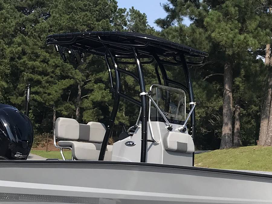 2021 Xpress X23B with a SG900 boat t-top, photo 3 of 9