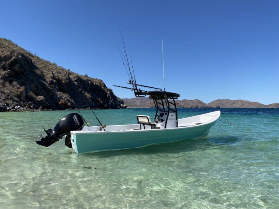 2022 27’ Maya Panga and 2006 ACB dive boat with a SG900 boat t-top, photo 2 of 6